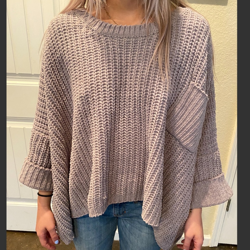 gray sweater